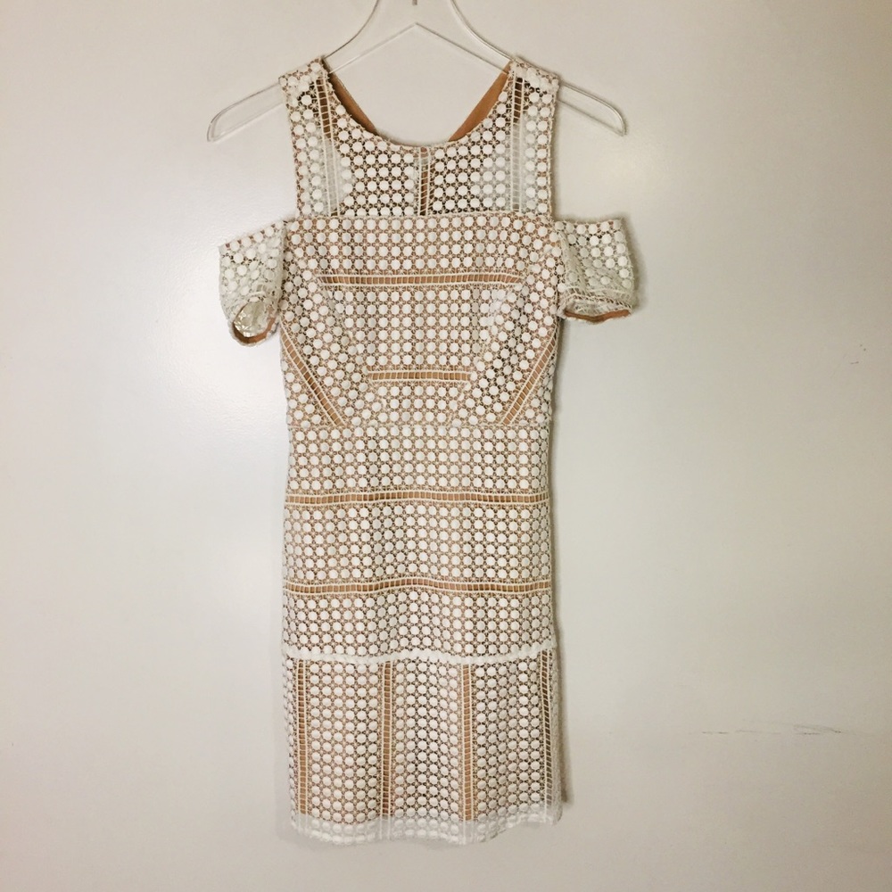 TopShop Cold Shoulder Lace Dress. Size 2 - Picture 3 of 8